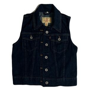 Levi’s armless denim vest